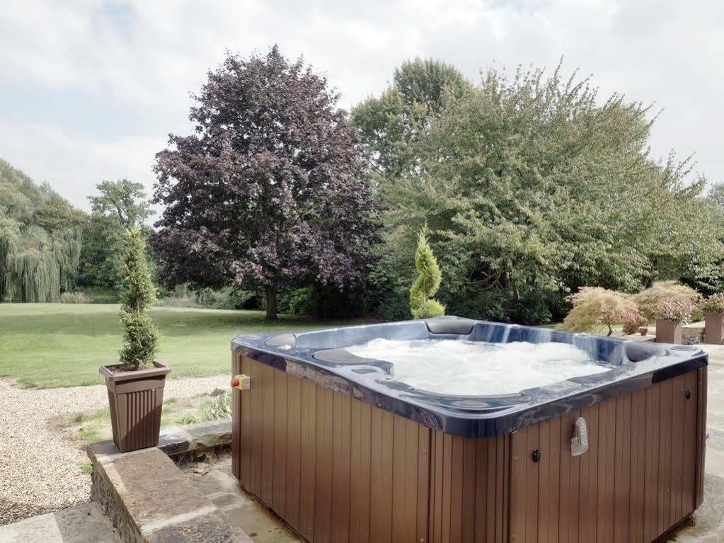 That Amazing Place Harlow Exterior foto